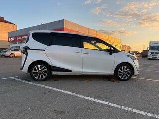 2016 Toyota Sienta II, белый, 1500000 рублей, вид 4