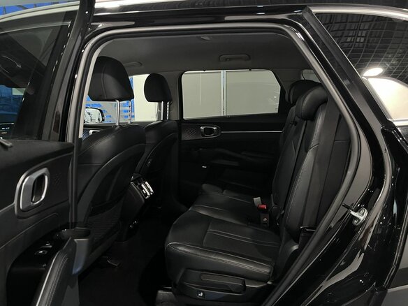 2021 Kia Sorento IV, чёрный - вид 20