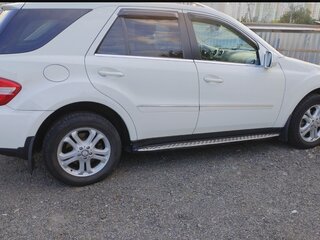2010 Mercedes-Benz M-Класс 350 II (W164) Рестайлинг, белый, 2000000 рублей, вид 2