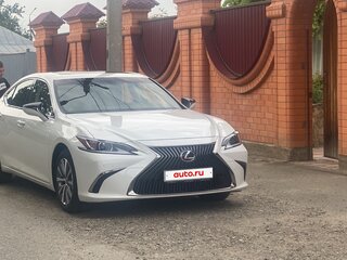 2021 Lexus ES 200 VII, белый, 4090000 рублей, вид 3