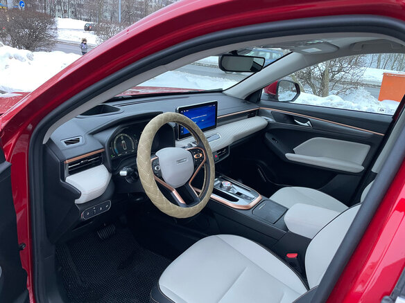 2021 Haval Jolion I, красный - вид 4