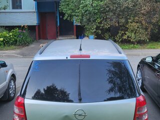 2008 Opel Zafira B Рестайлинг, серебристый, 750000 рублей, вид 2