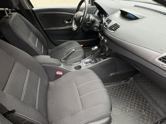 2013 Renault Fluence I Рестайлинг, чёрный - вид 10