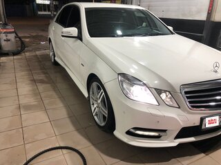 2012 Mercedes-Benz E-Класс 200 7G-Tronic IV (W212, S212, C207), белый, 1750000 рублей, вид 1