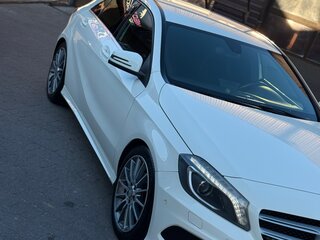 2013 Mercedes-Benz A-Класс 200 III (W176), белый, 1650000 рублей, вид 2
