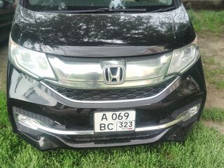 2016 Honda Stepwgn Spada V, чёрный, 2500000 рублей, вид 2