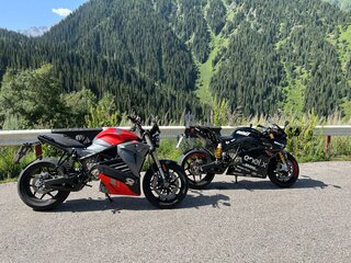 2022 Energica Ego, чёрный, 3800000 рублей, вид 3