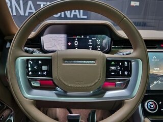 2024 Land Rover Range Rover P530 MHEV Long V, фиолетовый, 29292156 рублей, вид 5