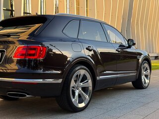 2016 Bentley Bentayga I, коричневый, 8899000 рублей, вид 1