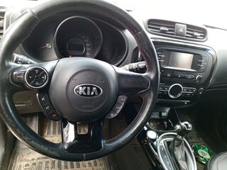 2016 Kia Soul II Рестайлинг, белый, 1500000 рублей, вид 4