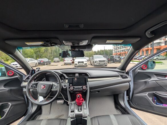 2018 Honda Civic X, серый, 1550000 рублей - вид 8