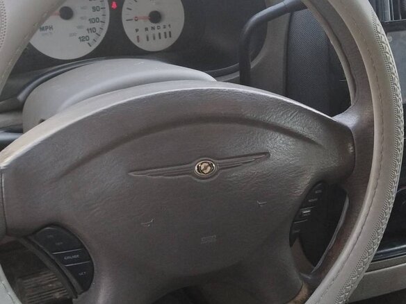 2002 Chrysler Voyager IV, серебристый, 480000 рублей - вид 21