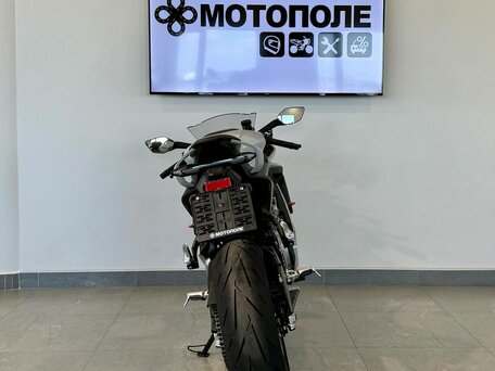 2026 CFMoto 675SR-R, серый, 769410 рублей, вид 4