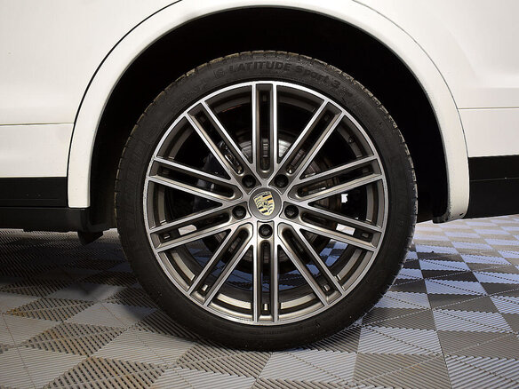 2015 Porsche Cayenne Diesel II Рестайлинг (958), белый - вид 22