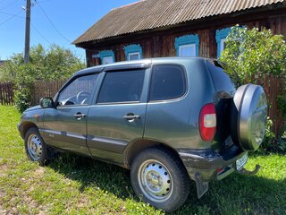 2009 Chevrolet Niva I Рестайлинг, зелёный, 380000 рублей, вид 3