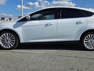 2015 Ford Focus III Рестайлинг, белый, 1080000 рублей, вид 5
