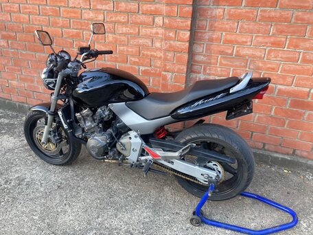 2001 Honda CB 600F Hornet, чёрный, 400000 рублей, вид 1