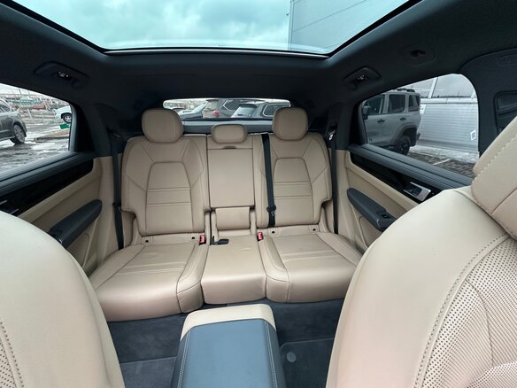 2020 Porsche Cayenne S Coupé III, коричневый, 10400000 рублей - вид 17
