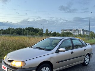 2000 Renault Laguna I, золотистый, 260000 рублей, вид 4