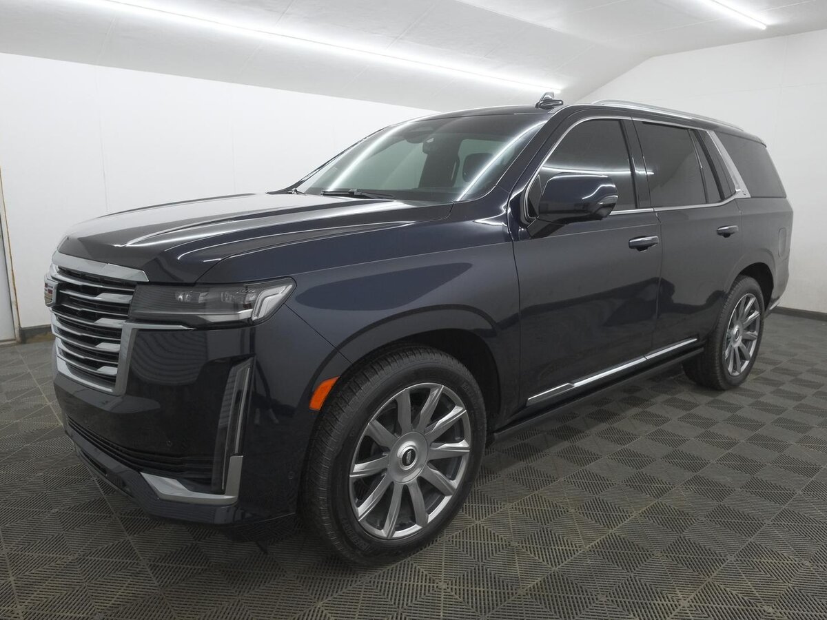 Открыть фотографии: Cadillac Escalade V