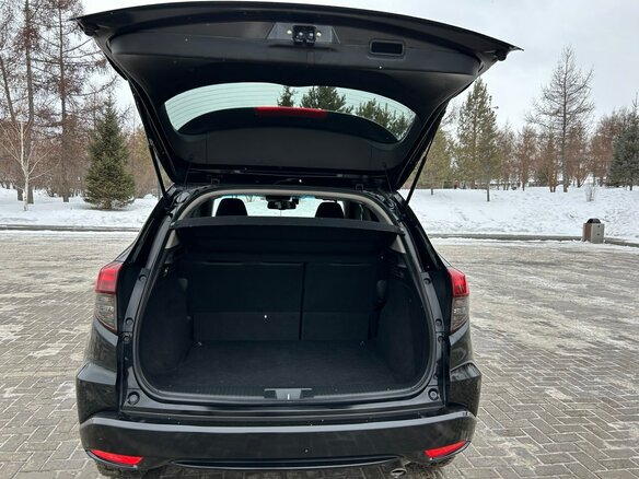 2018 Honda Vezel I Рестайлинг, чёрный, 1950000 рублей - вид 10