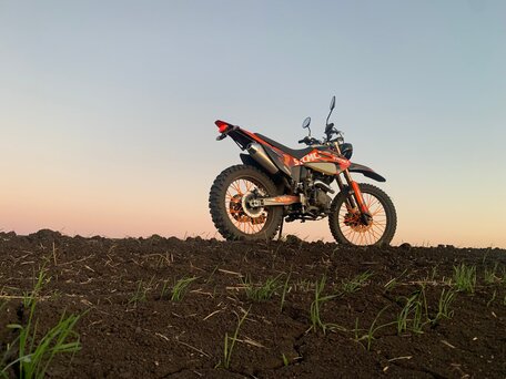 2025 Sycmmc 300, чёрный, 135000 рублей, вид 2