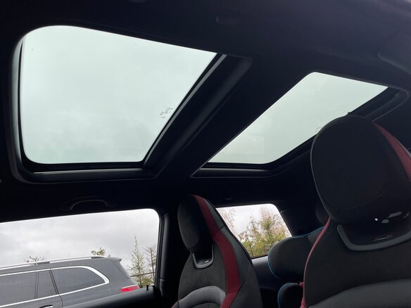 2019 Mini Hatch JCW III (F55/F56) Рестайлинг, серебристый - вид 17