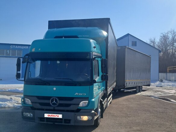 2011 Mercedes-Benz Atego, зелёный, 5500000 рублей