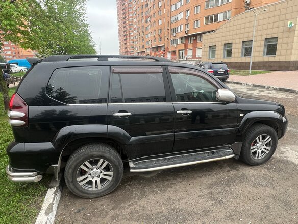 2006 Toyota Land Cruiser Prado 5-speed 120 Series, чёрный - вид 3