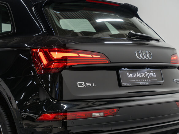 2025 Audi Q5 L 45 TFSI II (FY) Рестайлинг, чёрный, 5890000 рублей - вид 9