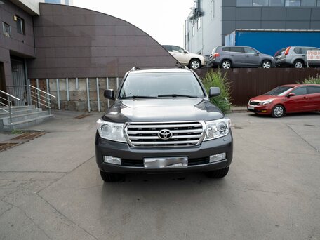 2008 Toyota Land Cruiser 200 Series, серый, 2699000 рублей, вид 1