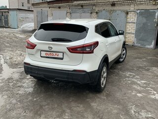 2019 Nissan Qashqai II Рестайлинг, белый, 1900000 рублей, вид 4