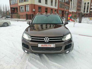 2011 Volkswagen Touareg II, коричневый, 2300000 рублей, вид 3