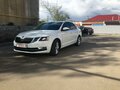 2017 Skoda Octavia III (A7) Рестайлинг, белый, 1350000 рублей