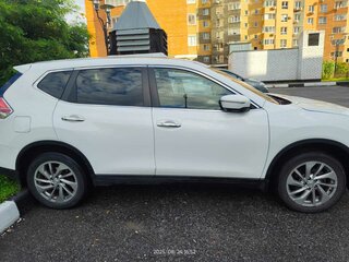 2015 Nissan X-Trail III, белый, 1700000 рублей, вид 3