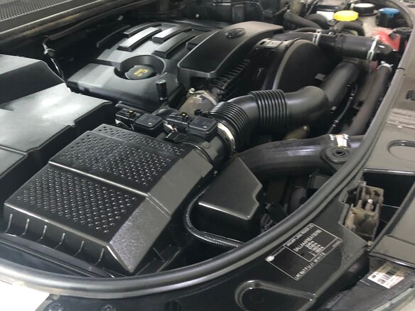 2014 Land Rover Discovery IV Рестайлинг, белый, 5575000 рублей - вид 13