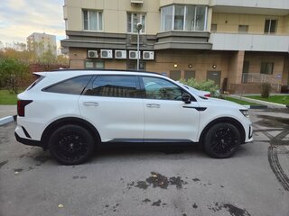 2023 Kia Sorento IV, белый, 4900000 рублей, вид 4