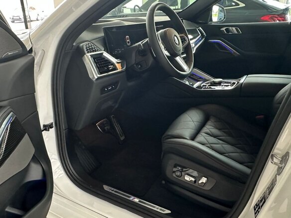 2024 BMW X6 30d III (G06) Рестайлинг, белый, 15500000 рублей - вид 8