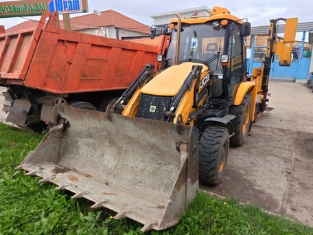 2018 JCB 300, 7390000 рублей, вид 1