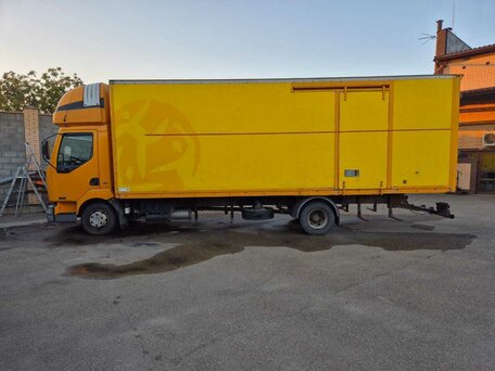 2003 Renault Midlum, жёлтый, 2000000 рублей, вид 3