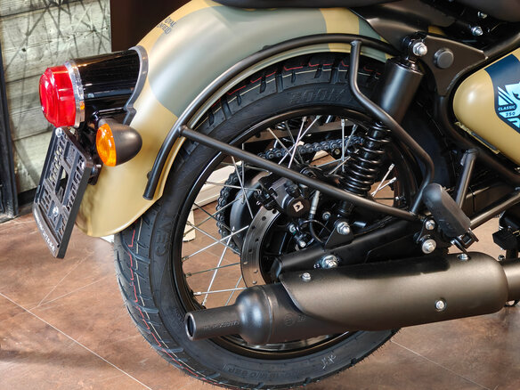 2026 Royal Enfield Classic 350, коричневый, 516000 рублей - вид 11