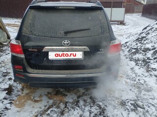 2011 Toyota Highlander II (XU40) Рестайлинг, чёрный, 2400000 рублей, вид 3