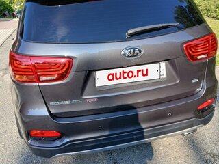 2019 Kia Sorento III Prime Рестайлинг, серый, 2400000 рублей, вид 3
