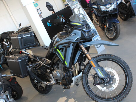 2026 CFMoto 450MT Touring, серый, 845910 рублей, вид 3