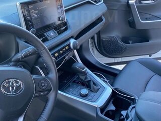 2022 Toyota RAV4 V (XA50), белый, 3700000 рублей, вид 3