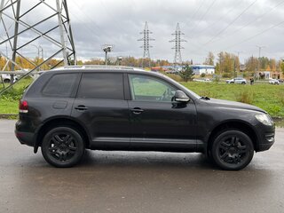 2008 Volkswagen Touareg I Рестайлинг, чёрный, 895000 рублей, вид 5