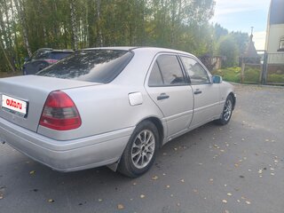 1994 Mercedes-Benz C-Класс 220 I (W202), серебристый, 220000 рублей, вид 2