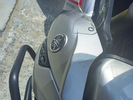 2011 Yamaha XT1200Z Super Tenere, серебристый, 900000 рублей, вид 4