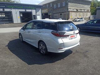 2019 Honda Shuttle II Рестайлинг, белый, 1300000 рублей, вид 4