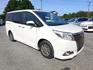 2015 Toyota Esquire I, белый, 1790000 рублей, вид 2